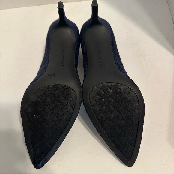 NIB Kelly & Katie Navy Heels Elegant Pumps Size 8 1/2 - Picture 4 of 5